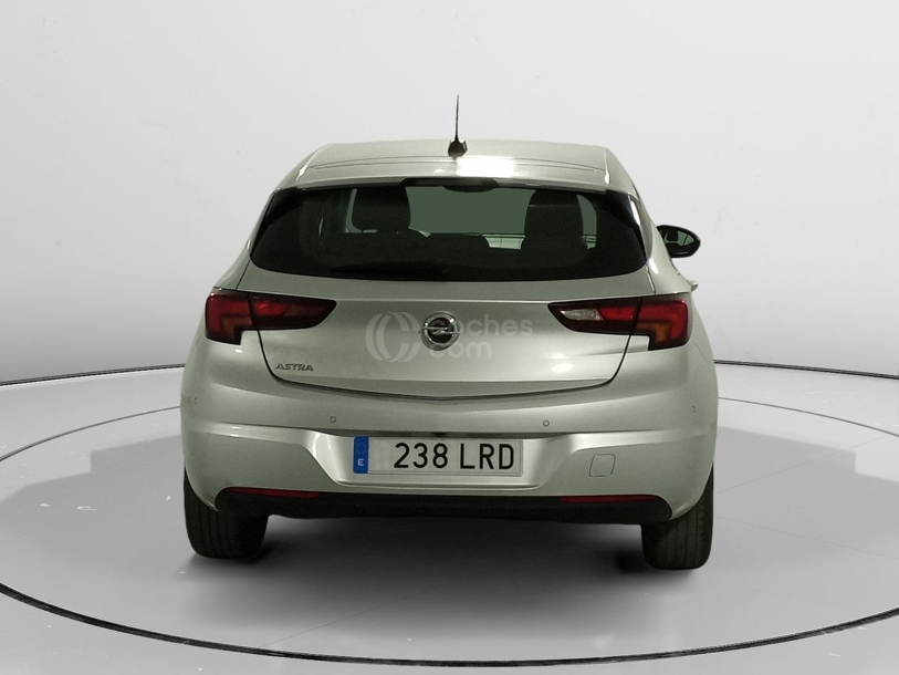 Foto del OPEL Astra 1.2T S-S Design & Tech 130