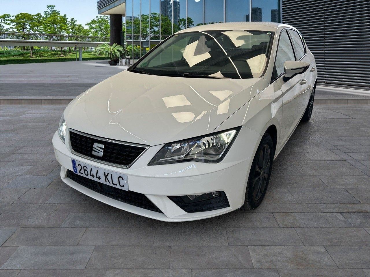 SEAT León (1.2 TSI S&S Style Visio 81 kW (110 CV)) en Madrid