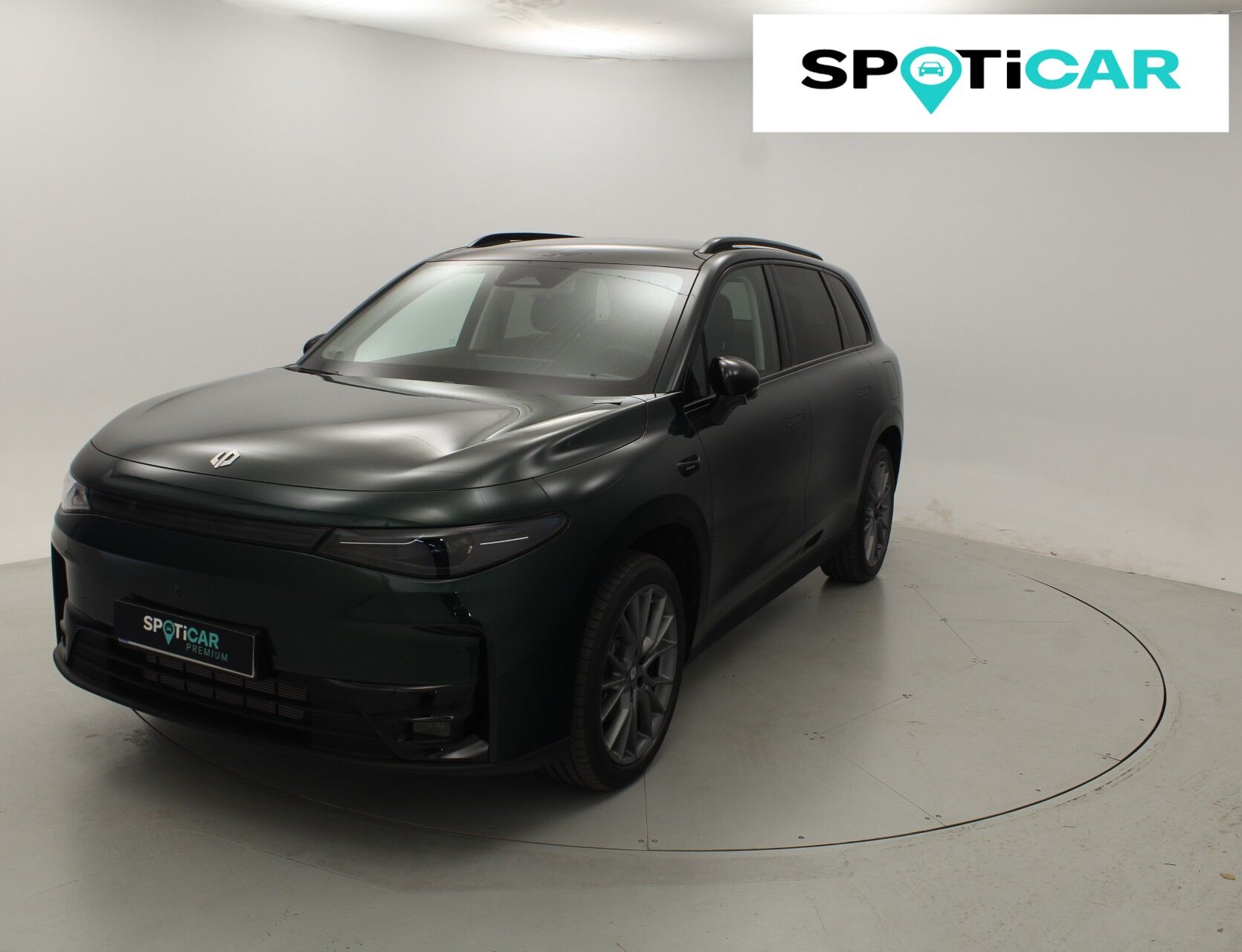 LEAPMOTOR C10 (SUV 1.5 EREV 28.4 KWH DESIGN 215 5P) en Barcelona