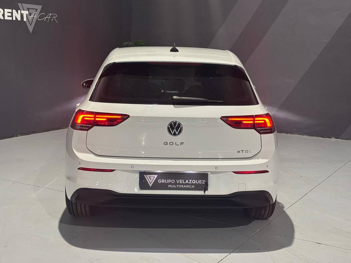 Foto del VOLKSWAGEN Golf 1.0 eTSI Life DSG 81kW