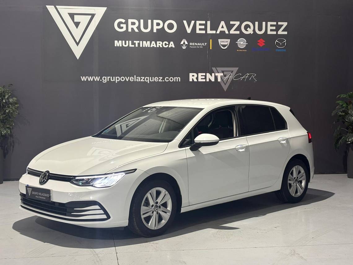 VOLKSWAGEN Golf (1.0 eTSI 81kW (110CV) DSG Life) en Sevilla
