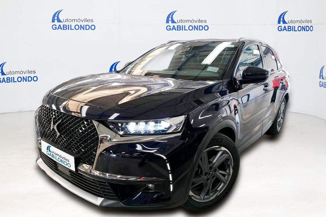 DS DS7 (1.6 E-Tense 300 GRAND CHIC Auto 4WD) en Valladolid