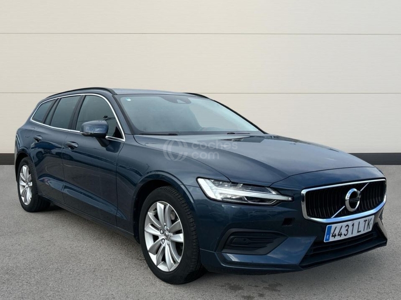 Foto del VOLVO V60 B4 Momentum Aut.