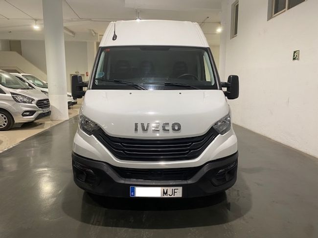 Foto del IVECO Daily Furgón 35S16 V 4100 H2 16.0 156