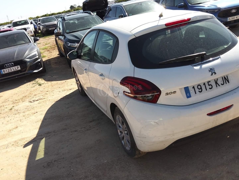 Foto del PEUGEOT 208 1.5BlueHDi S&S Signature 100