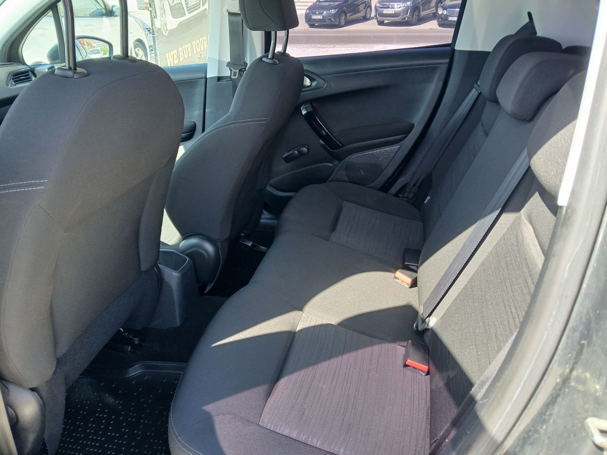 Foto del PEUGEOT 208 1.2 VTi Access