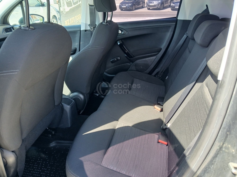 Foto del PEUGEOT 208 1.2 VTi Access