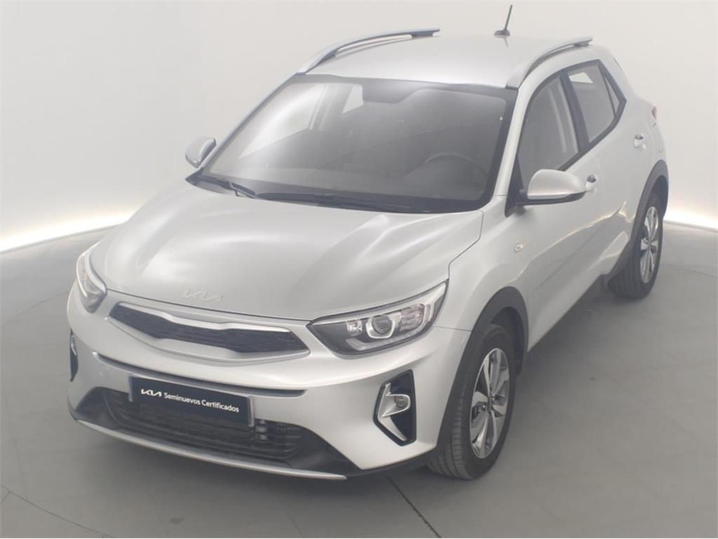 KIA Stonic (1.0 T-GDi MHEV MT Concept 74 kW (100 CV)) en Barcelona