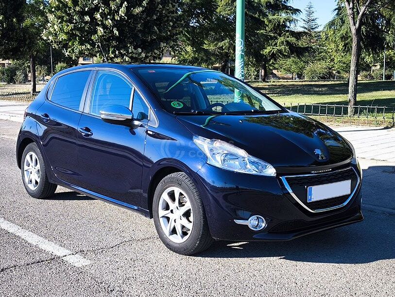 Foto del PEUGEOT 208 1.2 VTi Style