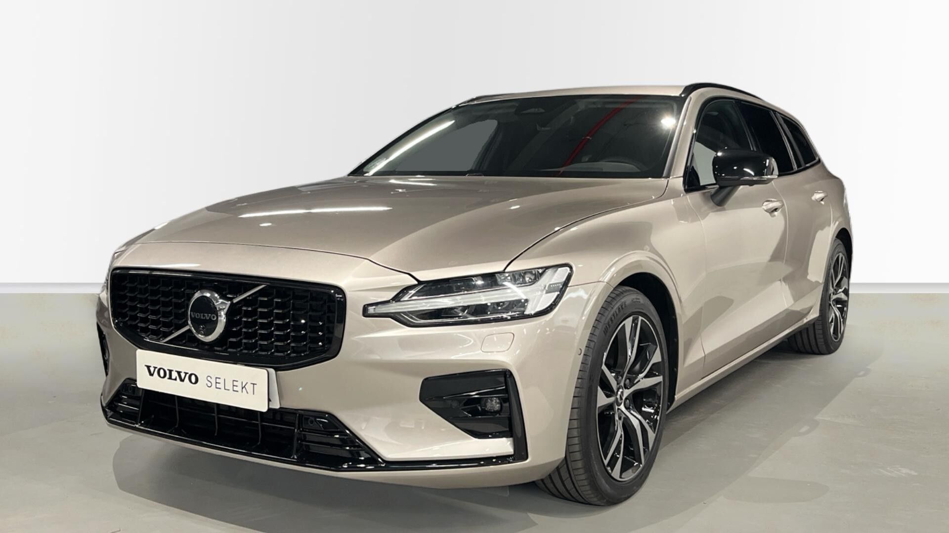Foto del VOLVO V60 B4 Plus Dark Aut.