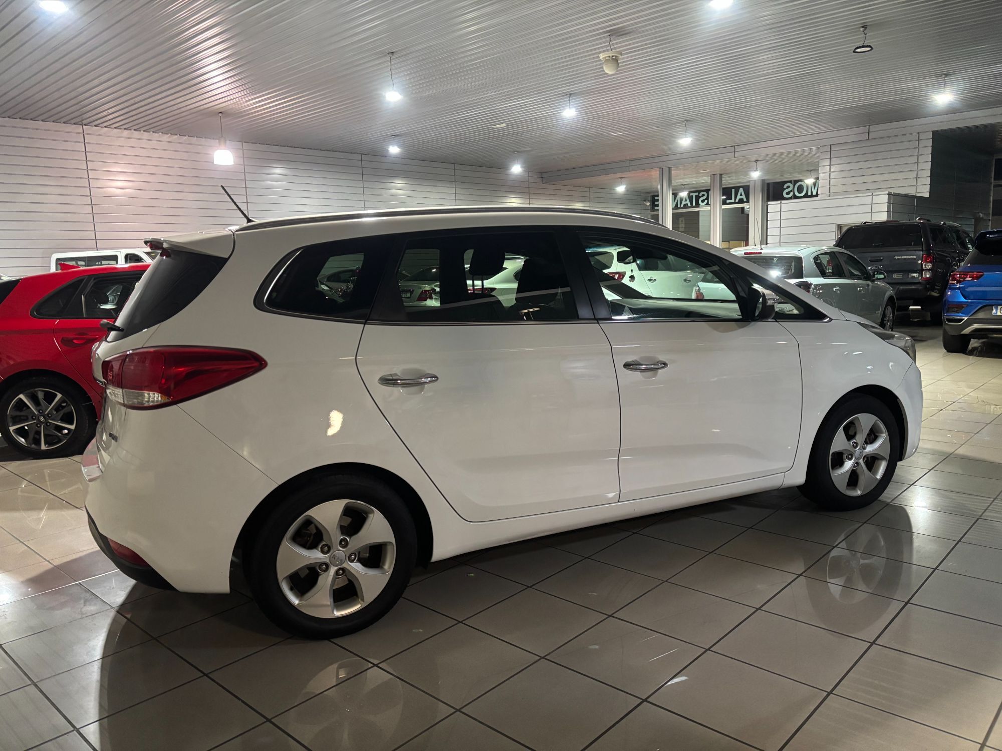 Foto del KIA Carens 1.7CRDi Drive 136