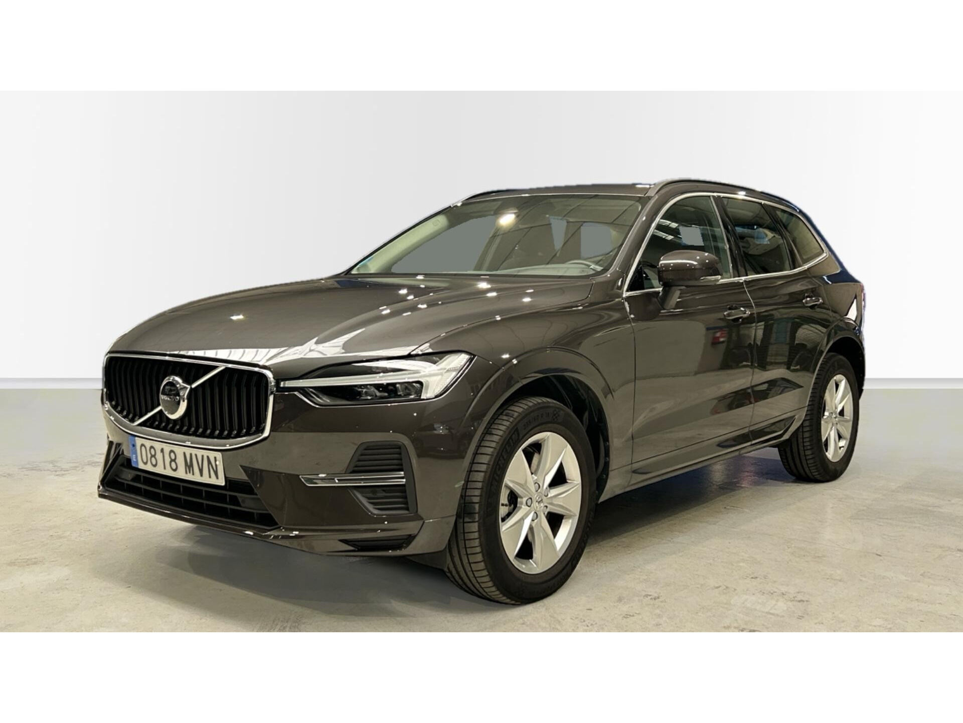 VOLVO XC60 (B4 D Core Auto 145 kW (197 CV)) en Madrid