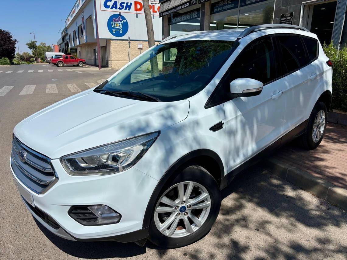 FORD Kuga (1.5 EcoBoost 88kW (120CV) 4x2 Trend+) en Jaén