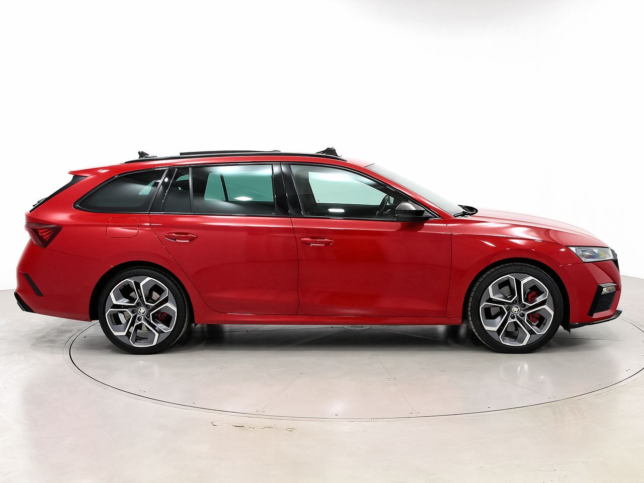 Foto del SKODA Octavia Combi 2.0 TSI RS DSG 180kW