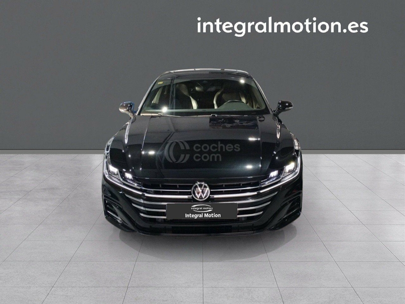 Foto del VOLKSWAGEN Arteon Shooting Brake 2.0TDI R-Line DSG7 110kW