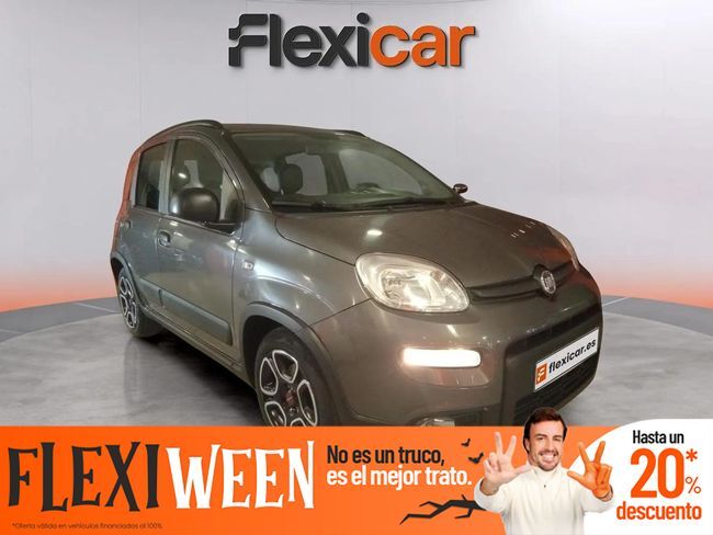 FIAT Panda (City Life Hybrid 1.0 Gse 51kw (70CV)) en Barcelona