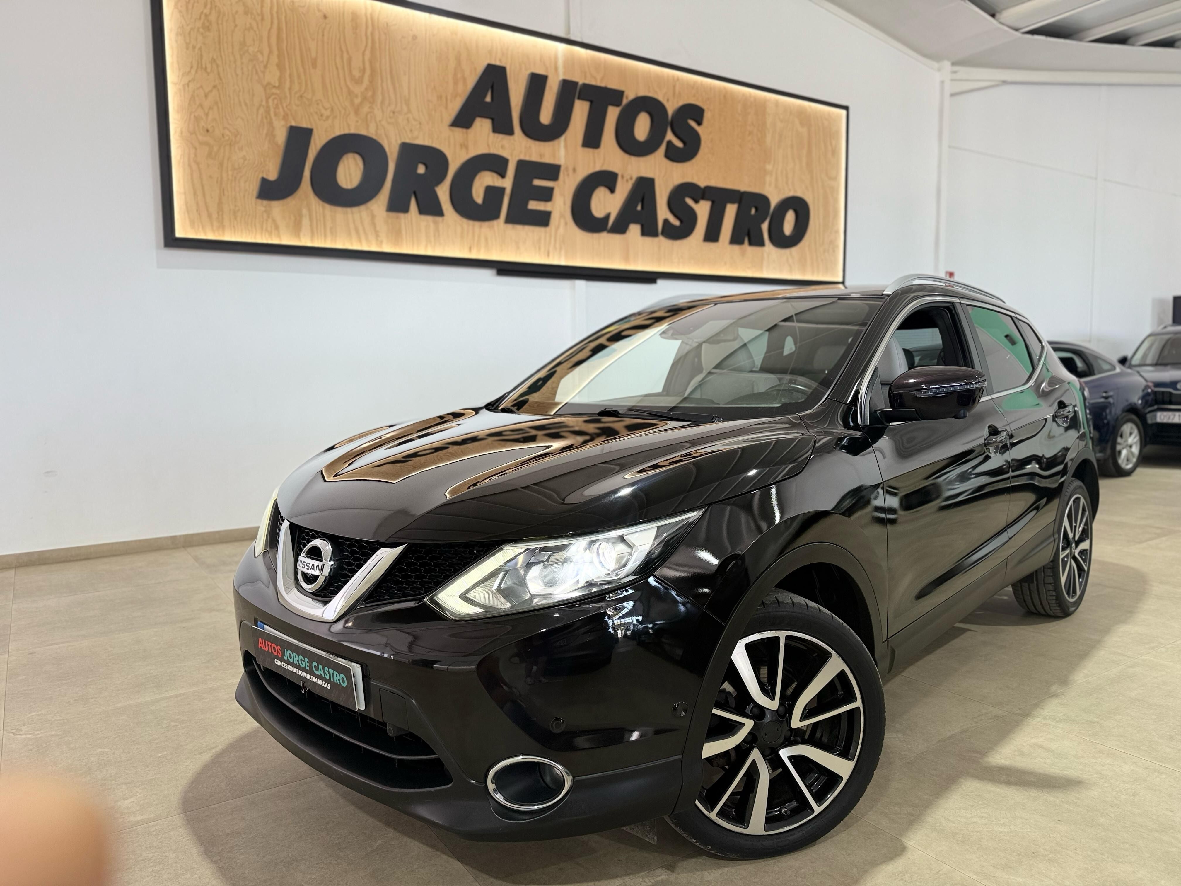 NISSAN Qashqai (1.6dCi TEKNA 4x2 XTRONIC Piel) en Sevilla