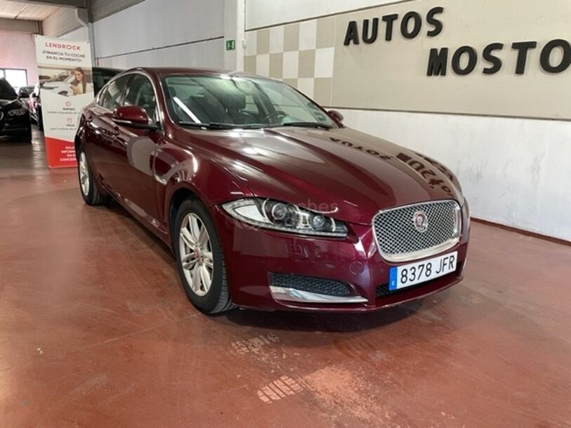 Foto del JAGUAR XF 2.2 Diesel Luxury Aut.