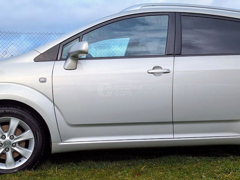 Foto del TOYOTA Corolla Verso 2.2D4D Sol