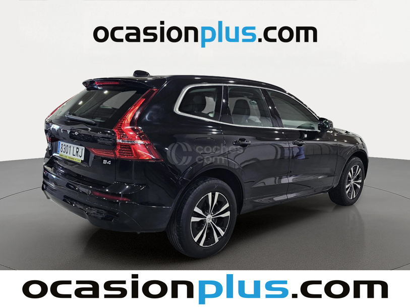 Foto del VOLVO XC60 B4 Momentum Pro FWD Aut.