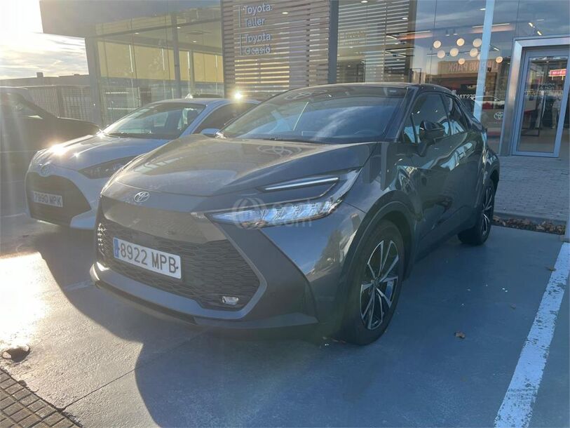 Foto del TOYOTA C-HR 140H Advance