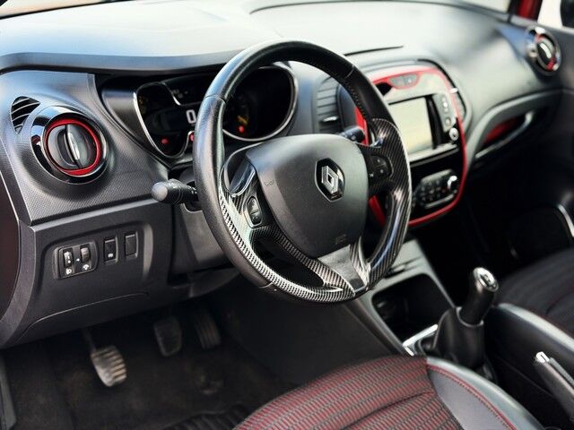 Foto del RENAULT Captur 1.5dCi eco2 Energy Intens 90