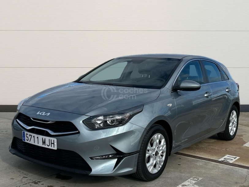 Foto del KIA Ceed 1.6 MHEV iMT Drive 136