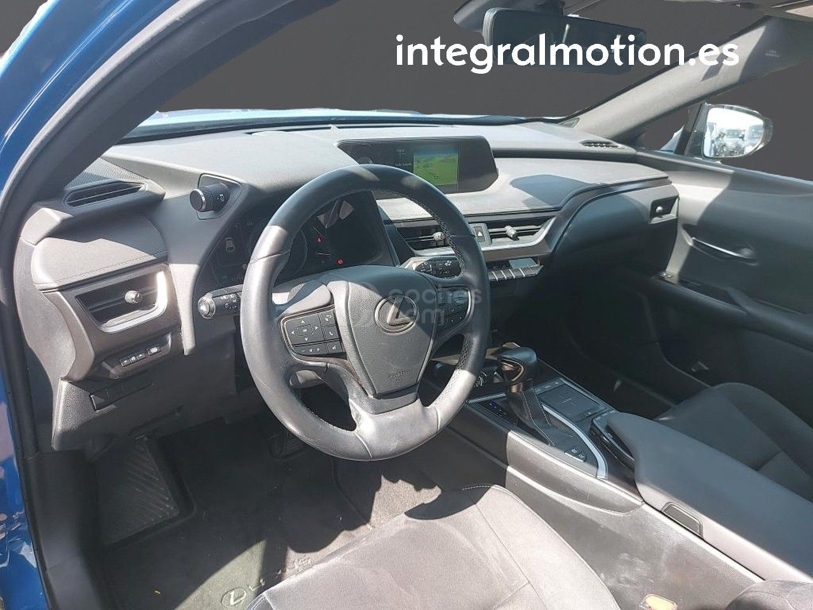 Foto del LEXUS UX 250h Business Navigation 2WD