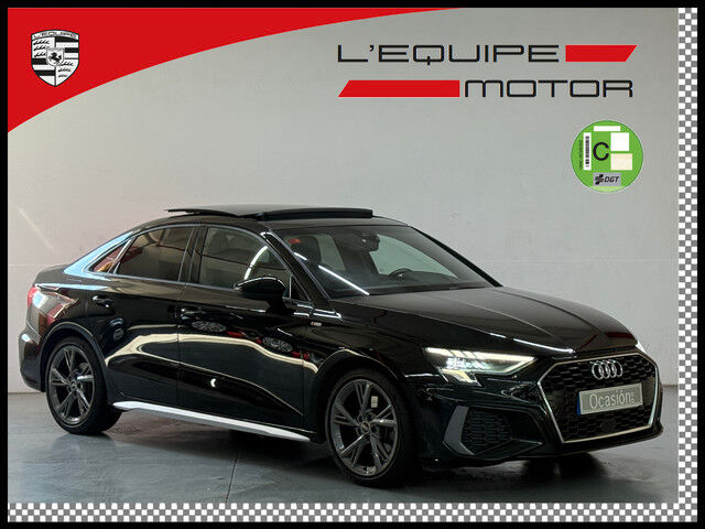 AUDI A3 (S line 35 TFSI 110 kW (150 CV)) en Barcelona
