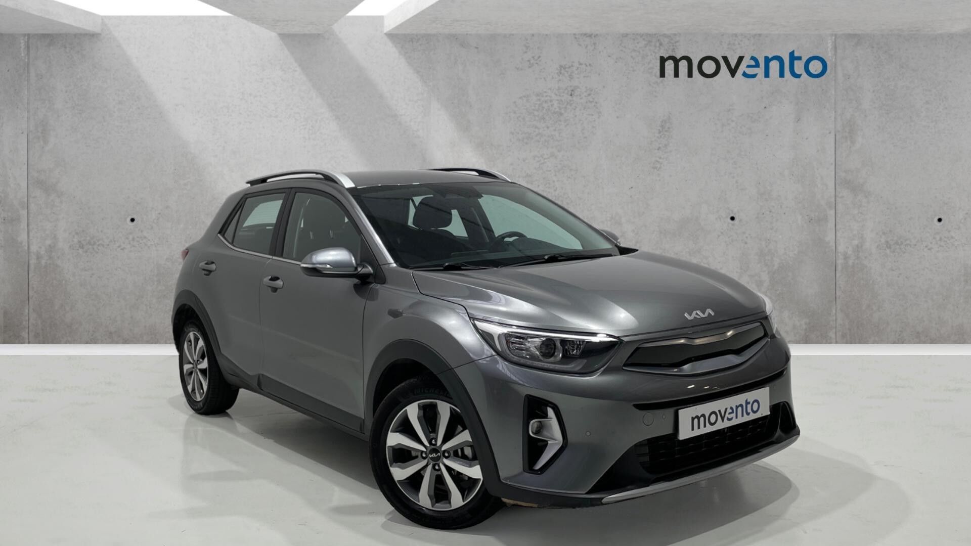 KIA Stonic (1.0 T-GDi MHEV Drive 74 kW (100 CV)) en Barcelona