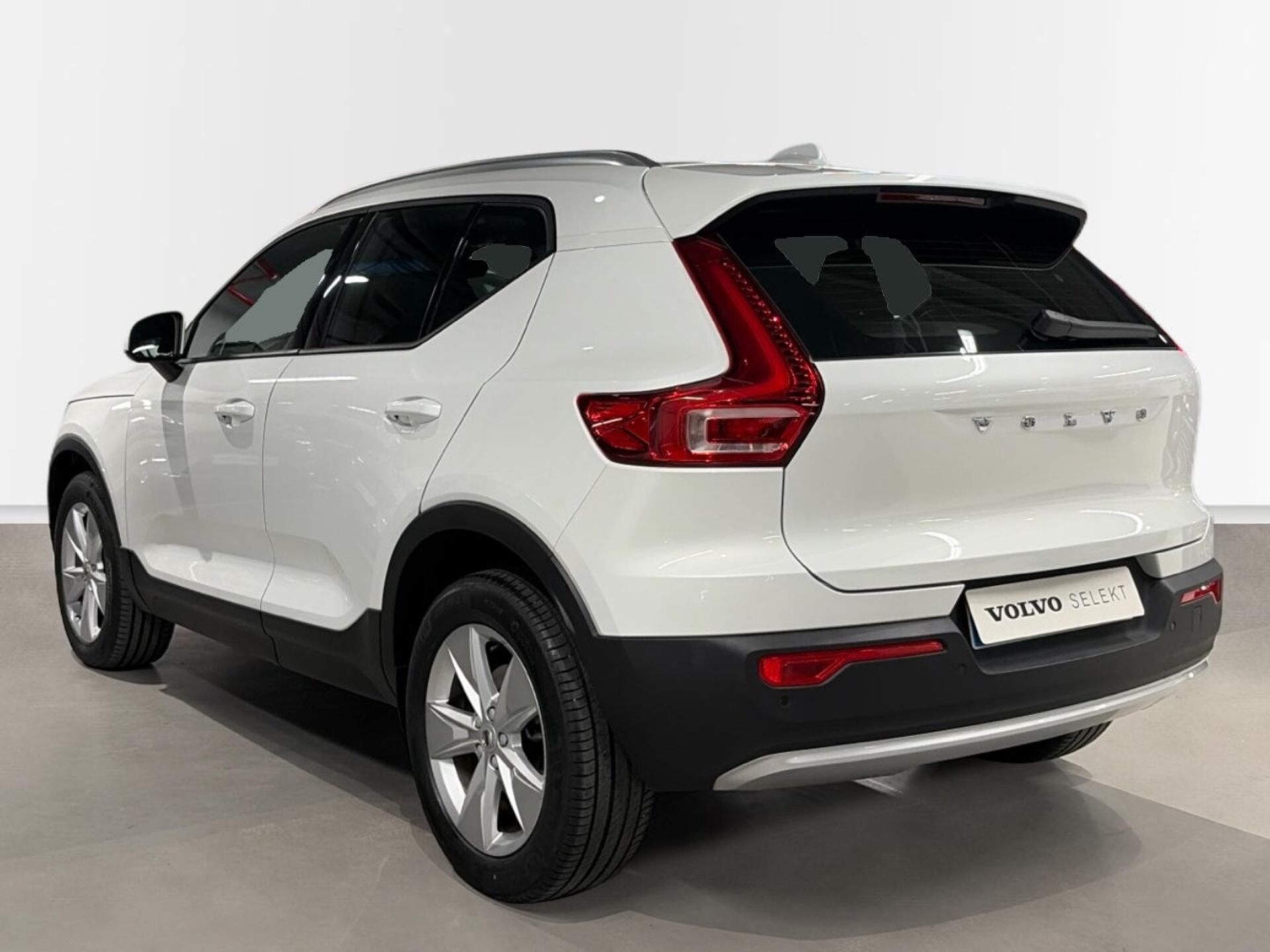 Imagen 3 de VOLVO XC40