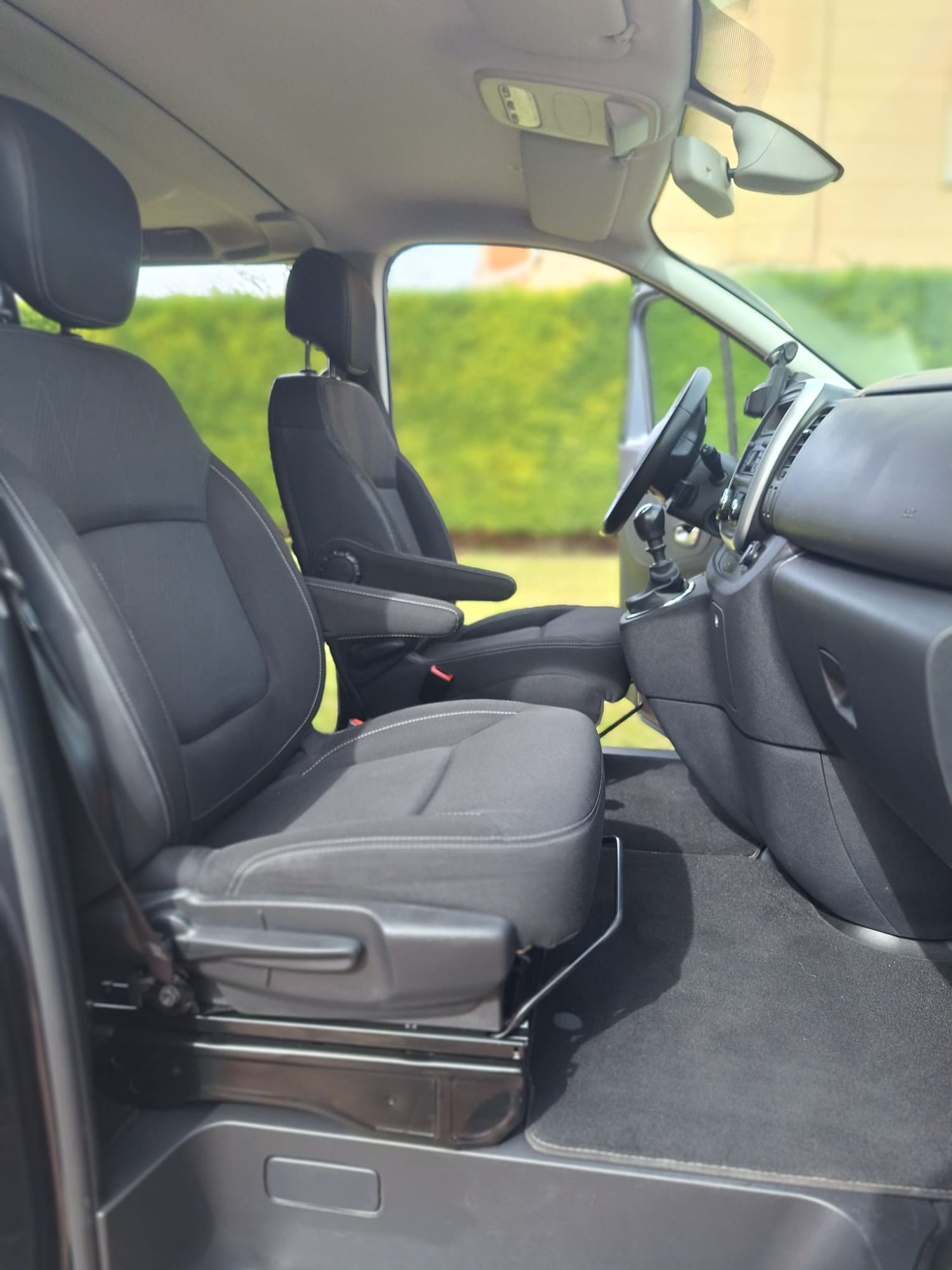 Foto del RENAULT Trafic SpaceClass 1.6dCi TT Energy 107kW