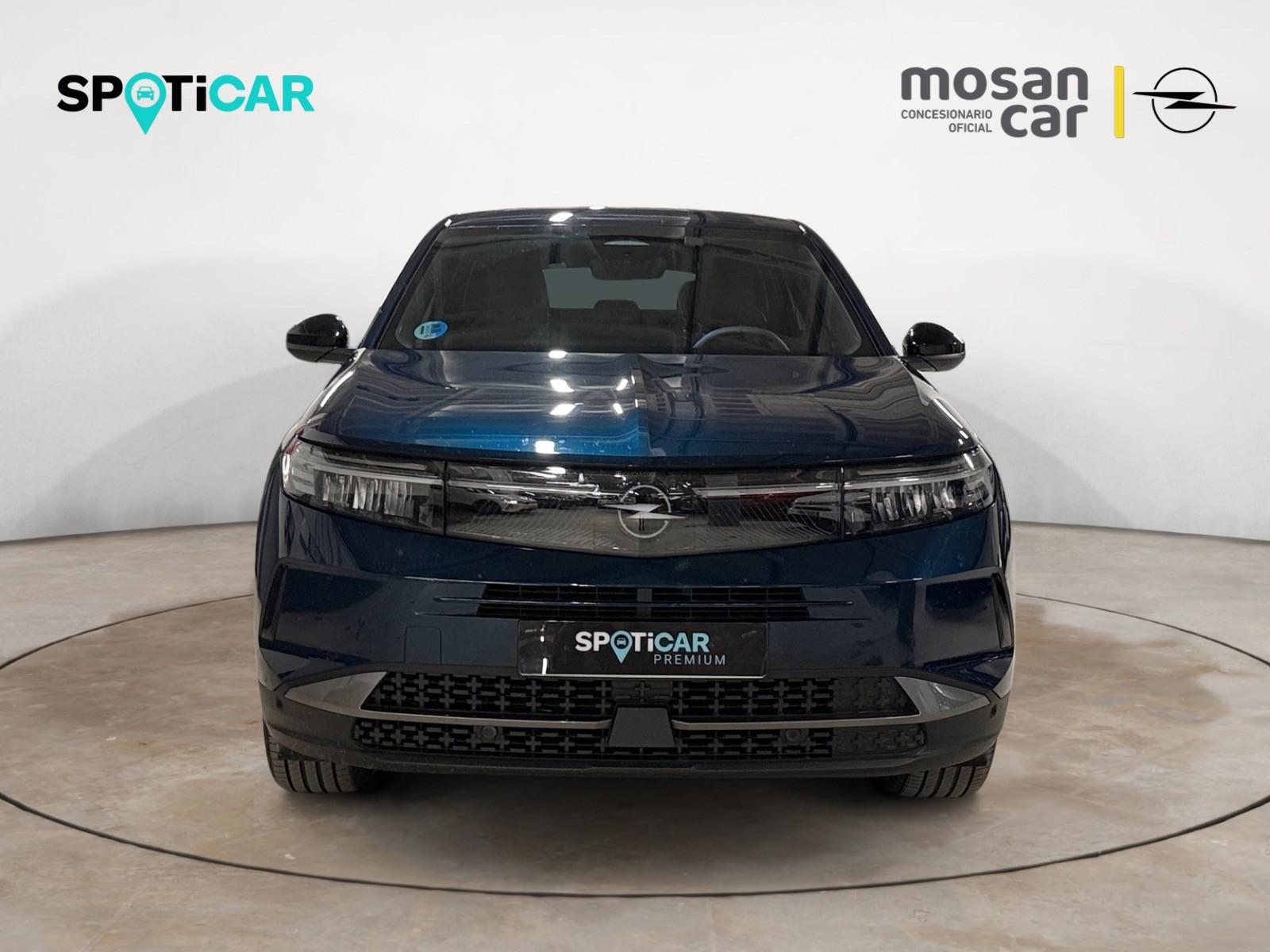 Foto del OPEL Grandland 1.2T XHT Hybrid S&S Edition eDCT6 145