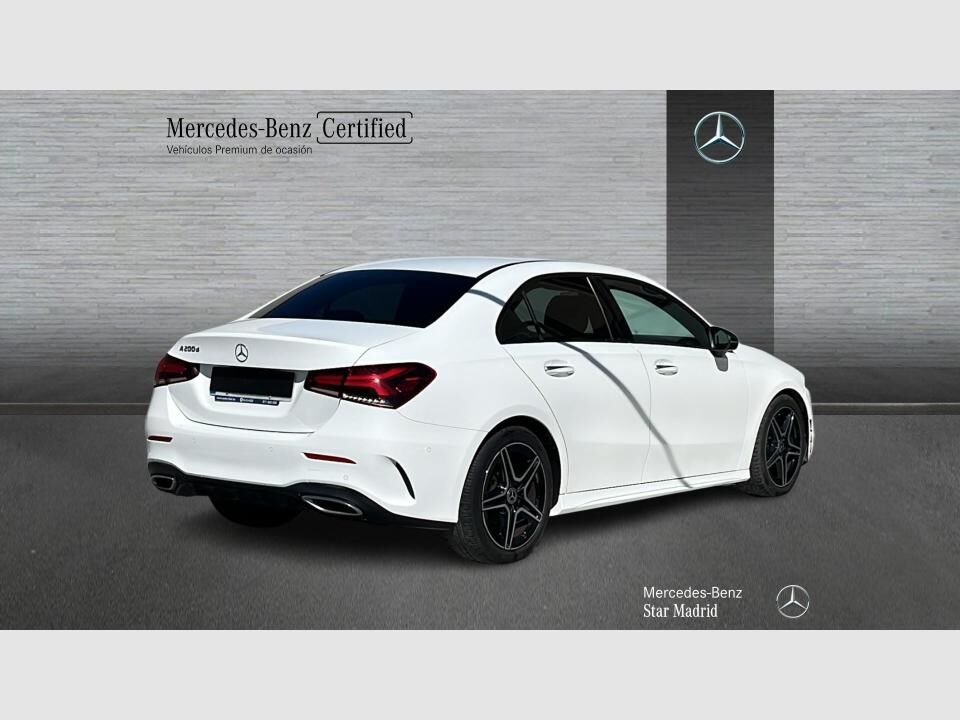 Foto del MERCEDES Clase A A 180d Sedán 8G-DCT