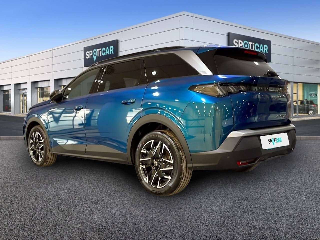 Foto del PEUGEOT 5008 Hybrid 136 Allure eDCS6