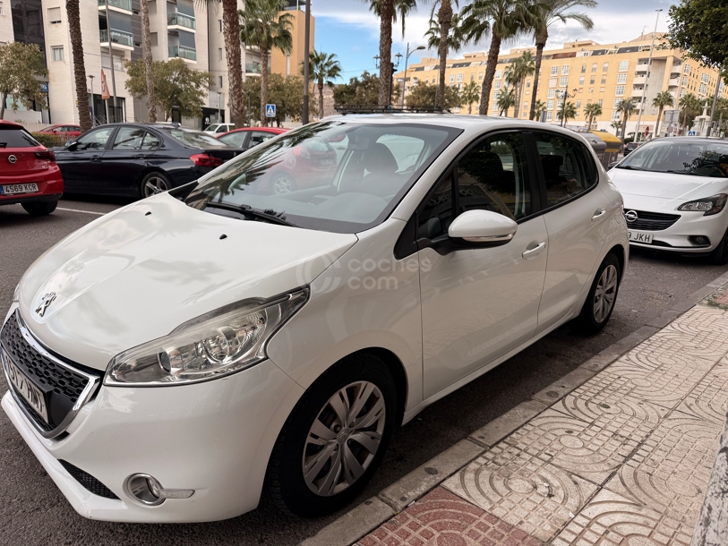 Foto del PEUGEOT 208 1.6e-HDi Active