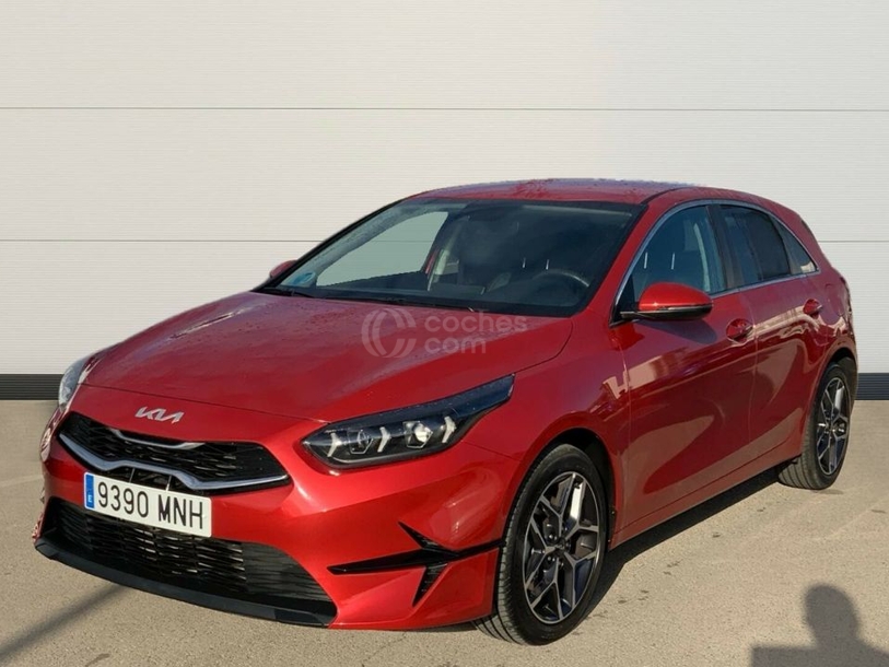 Foto del KIA Ceed 1.6 MHEV iMT Eco-Dynamics Tech 136