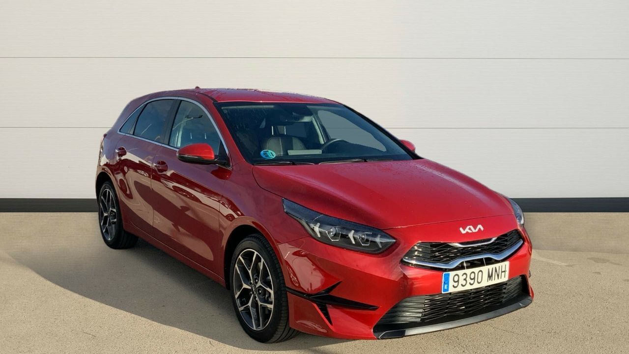 KIA Ceed (1.6 MHEV 100KW TECH 136 5P) en Madrid