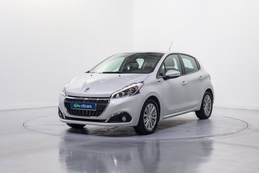 PEUGEOT 208 (208 1.2 PureTech S&S Signature EAT6 110) en Madrid