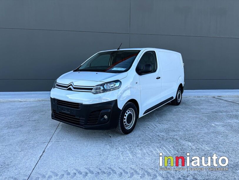 Foto del CITROEN Jumpy Combi 2.0 BlueHDI Talla M Confort 145 S&S