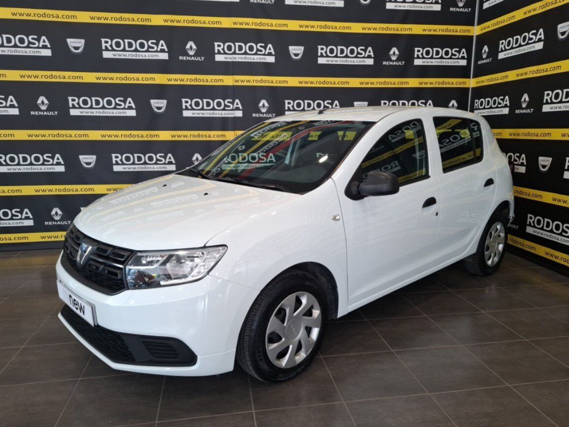 DACIA Sandero (75CV Essential) en Pontevedra