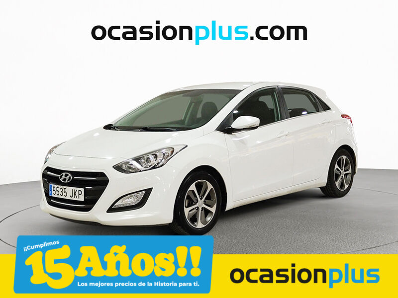 HYUNDAI i30 (1.6 CRDI BlueDrive Tecno 81 kW (110 CV)) en Madrid
