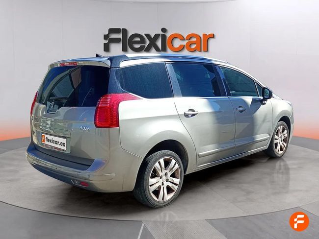 Foto del PEUGEOT 5008 1.6 BlueHDI Allure 7 pl. 120