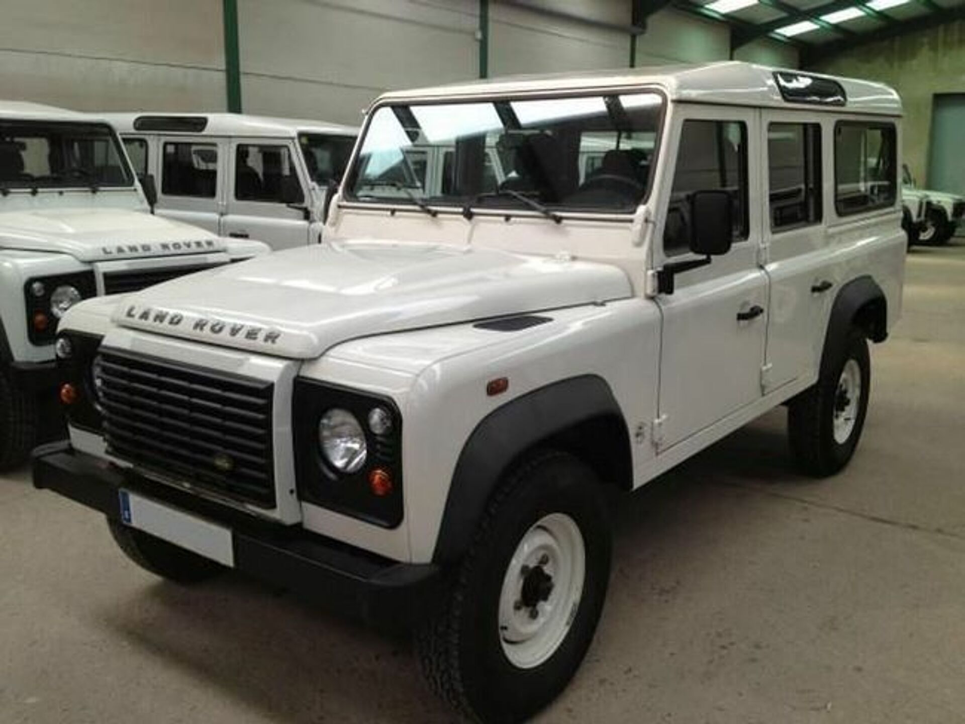 Imagen 2 de LAND ROVER Defender
