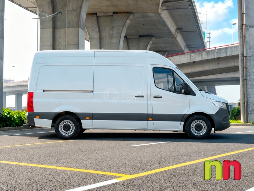 Foto del MERCEDES Sprinter Furgón 315CDI Medio T.E. tT