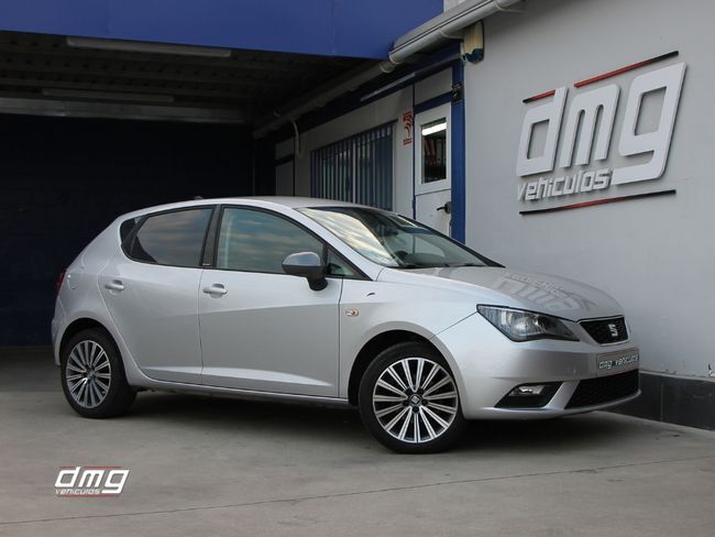 SEAT Ibiza (1.4 TDI Style Connect 90 Cv 5p) en Barcelona