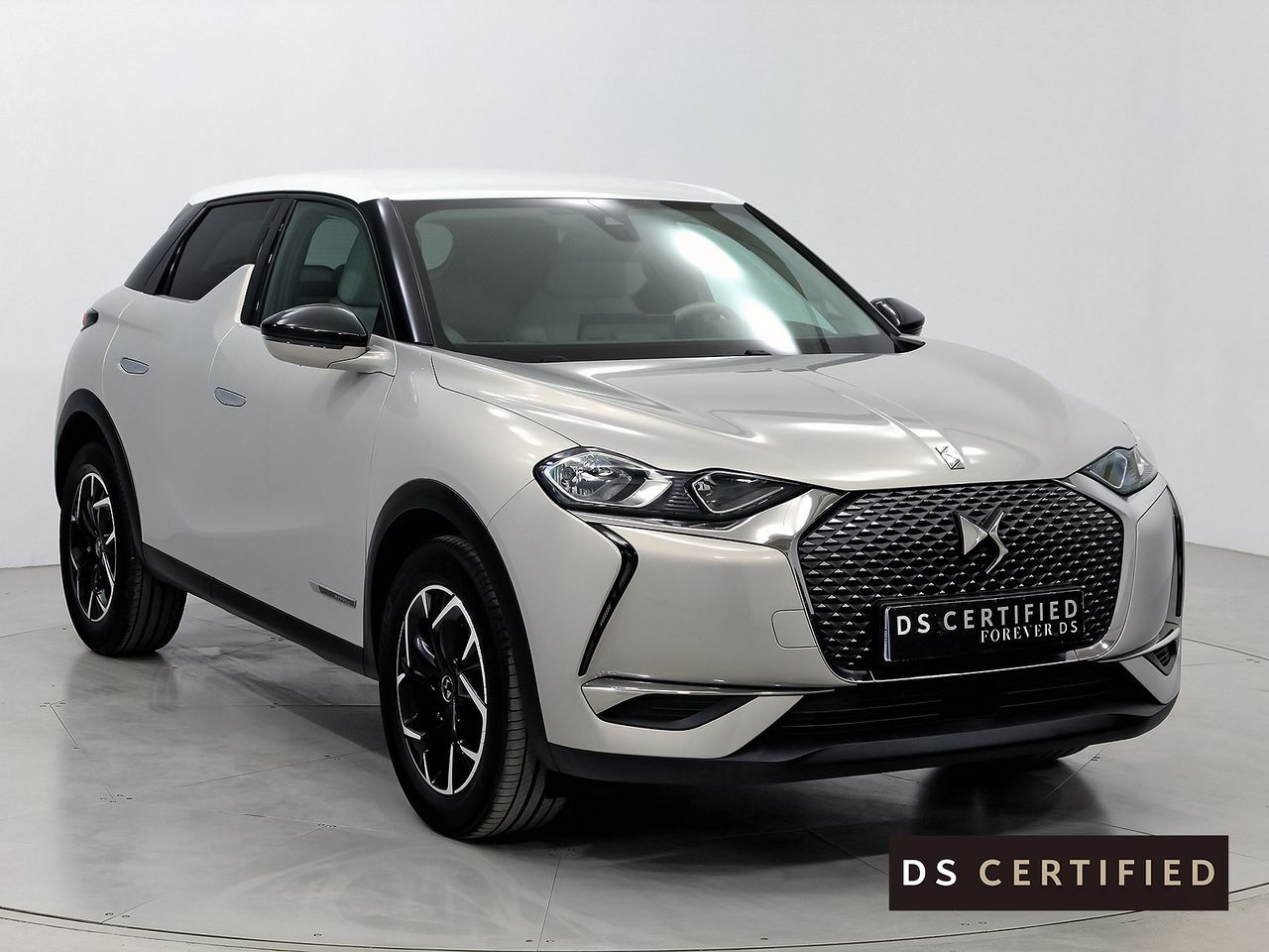 DS DS3 Crossback (PureTech 73 kW Manual CONNECTED CHIC) en Barcelona