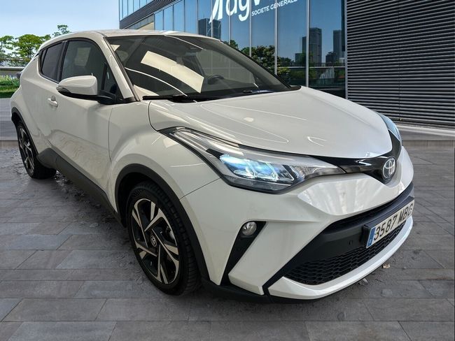 Foto del TOYOTA C-HR 180H Advance