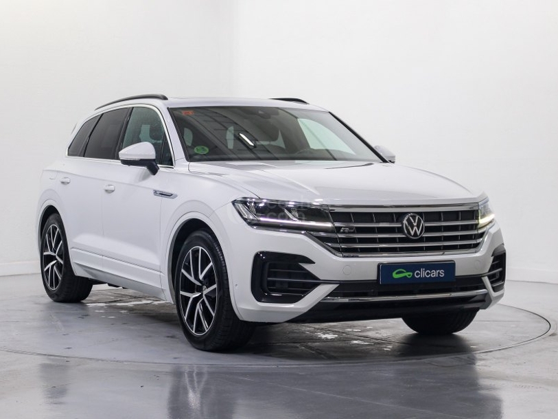 Foto del VOLKSWAGEN Touareg 3.0TDI V6 R-Line Tiptronic 4Motion 170kW