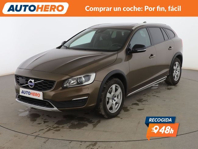 VOLVO V60 (2.4 D4 Pro AWD) en Madrid